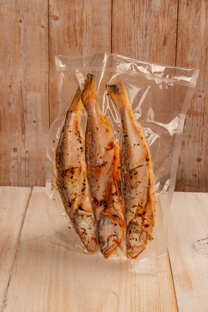 Corvina rellena entera